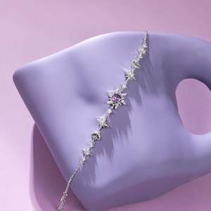 สร้อยข้อมือเงินแท้ Jeulia Infinite Glow ลายดวงอาทิตย์ ดวงจันทร์ และดวงดาว - Product Image 5