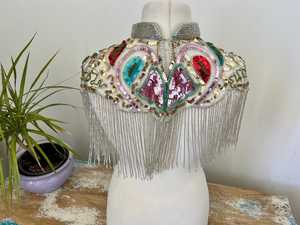 ชุดเดรสปาร์ตี้ตอนเย็นสำหรับผู้หญิงสวยพร้อมเสื้อคลุมลูกปัดป้องกันไฟฟ้าสถิตย์ชุดราตรีปักขอบไข่มุก - Product Image 2