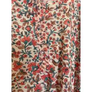 Chemise en mousseline Liberty Floral Heath avec imprimé floral bois de santal - Product Image 3