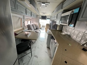 Vendeur vérifié pour Monaco D-ip-lo-m-a-t 40PDQ d'occasion de 2008, prêt pour le voyage - Product Image 4