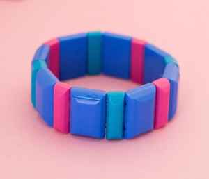 Brazaletes transparentes de resina Lucite hechos a mano, elegantes pulseras de moda para mujeres y niñas | Joyería transparente de resina - Product Image 1