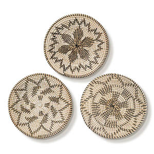 Les paniers de suspension murale en jonc de mer, adaptés au salon et au bureau, apportent des matériaux naturels à votre maison, fabriqués au Vietnam - Product Image 1