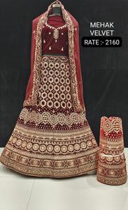 Lehenga Choli de bonne qualité fabriqué à la main pour la décoration de mariage et d'anniversaire pour les vêtements de mariée du fournisseur indien - Product Image 4