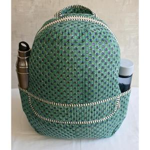Sac à dos mini matelassé en coton style bohème, imprimé floral indien fait main, léger, avec fermeture éclair, idéal pour la plage, l'école et les voyages - Product Image 4