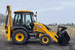 รถตักล้อยาง JCB 3CX พร้อมหัวขุด – เครื่องยนต์ดีเซล 74 แรงม้า ขับเคลื่อน 4 ล้อ รถขุดตักสำหรับงานก่อสร้าง - Product Image 3