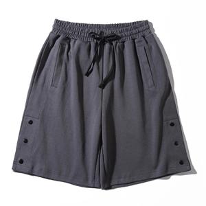 Pantalones cortos de chándal de pierna ancha con botones de tres filas, pantalones de chándal de calle holgados de algodón para hombre, pantalones cortos informales de moda para correr de baloncesto de verano - Product Image 4