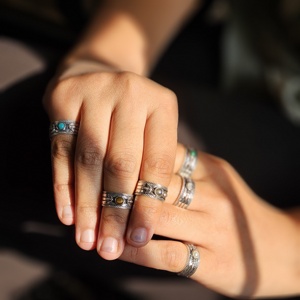 Bague en argent léger avec pierre précieuse abeille pierre d'abeille turquoise pour les mariages et les fêtes - Product Image 2