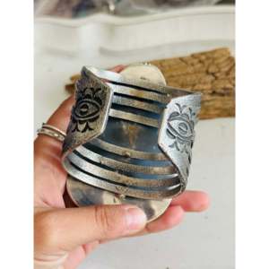 Kevin Billah Kingman Fashion <b>Cuff</b> <b>Bracelet</b> Turquoise Sterling <b>Silver</b> Elegant Kingman Turquoise Sterling <b>Silver</b> <b>Cuff</b> <b>Bracelet</b> for - Product Image 5