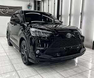 รถซีดานมือสอง ปี 2025 เครื่องยนต์ 4.5 ลิตร เทอร์โบ 5 ประตู เบาะหนังสีเข้ม พวงมาลัยซ้าย เกียร์อัตโนมัติ หลังคาซันรูฟแบบพาโนรามา - Product Image 1