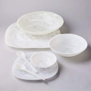 Fruteros y Ensaladeras de Resina Modernos y Elegantes, Ecológicos, de Primera Calidad, Hechos a Mano, en Color Azul Cielo Ágata - Product Image 1