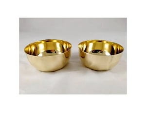 Cuenco de servicio de latón con acabado elegante diseñado para uso de comedor tradicional y estilo de cocina artístico - Product Image 1