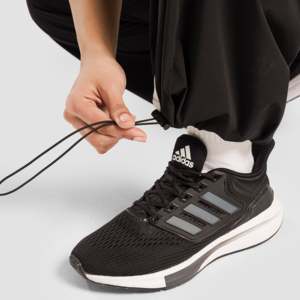 กางเกงขายาวสีดำ WaveEdge ตกแต่งแถบข้าง - Product Image 6