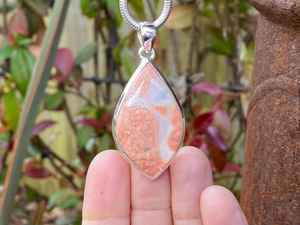 Colgante de ágata de caramelo de algodón de Plata de Ley 925, 25x51mm, piedra preciosa rosa y Blanca Natural, pieza de declaración hecha a mano - Product Image 6