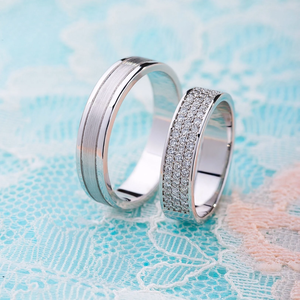 Luxe brillant son et elle 10K or Moissanite anneaux de mariage plat Satin finition hommes bande et étincelant pierre ronde femmes bague cadeaux - Product Image 3