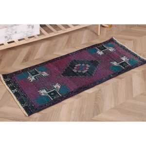 พรมวินเทจตุรกี ขนาด 1.5x3.6 ฟุต (46x110 ซม.) พรมขนสัตว์ลายดอกไม้สีม่วง - Product Image 2