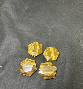 Precio directo de fábrica en estrellas pulidas facetadas de cuarzo rosa natural de ágata Soha para cristales energéticos y curativos a la venta - Product Image 6