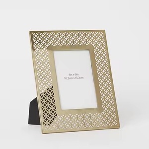 Modern Luxury Double <b>Glass</b> <b>Photo</b> <b>Frame</b> Gold Metal Framed Decorative Hanging Shape Vintage <b>Glass</b> <b>Frame</b> - Product Image 2