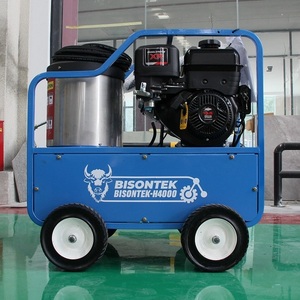 Nouvelle nettoyeuse haute pression à eau chaude 4000 PSI 4 GPM avec moteur à démarrage électrique, montée sur châssis avec réservoir de 175 gallons HPW40KT - Product Image 4