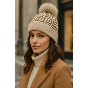 Bonnet en laine beige à pompons et motifs pour femme BERE1144 - BERE1144-BEJ - Product Image 2