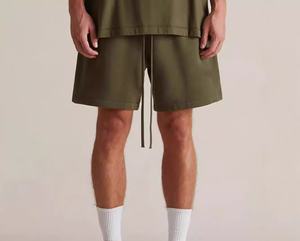 Short de jogging surdimensionné 380 GSM en molleton éponge français 100% coton pour hommes, style hip hop, streetwear, vente en gros sur mesure - Product Image 4