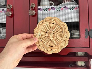 Posavasos de mimbre de ratán Juego de 4 productos ecológicos Hecho en Vietnam Decoración de mesa al por mayor - Product Image 2