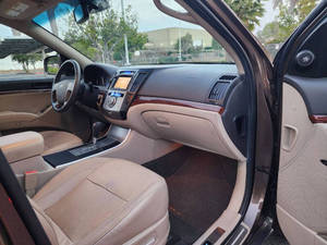 Hyundai Vera-cruz LHD 2010 d'occasion en bon état - Product Image 2