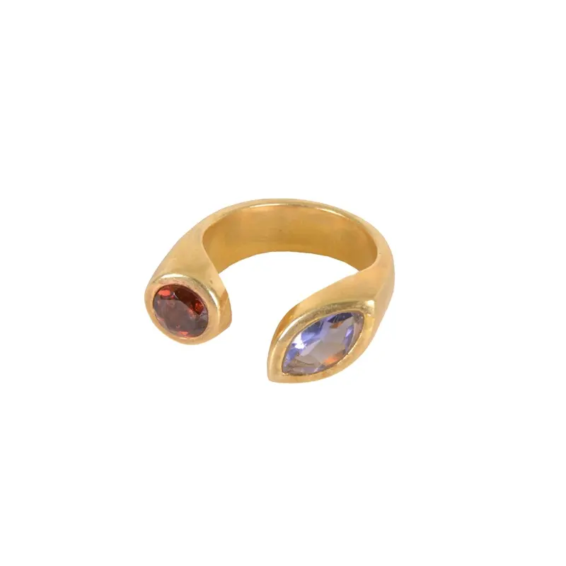 Perhiasan kontemporer 925 perak murni berlapis emas dua batu Garnet dan cincin Amethyst harga pabrik