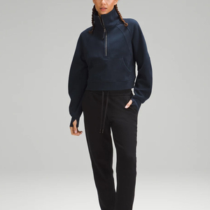 Sudadera Ligera de Secado Rápido con Cierre de Cremallera de un Cuarto para Mujer, Personalizada con Logotipo, Calidad Premium, Material 100% Algodón - Product Image 3