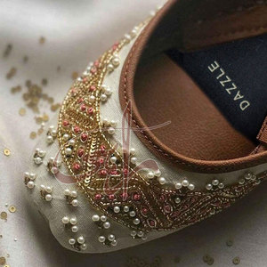 Nouvelles Khussas Durables et Antidérapantes pour Femmes, Style Tendance, Vente Chaude, Fabrication Sur Mesure, Robustes, Vente Directe Usine, Pour Adultes, Toutes Saisons - Product Image 6