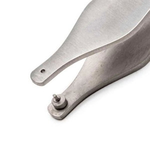 Pince à poinçonner les étiquettes auriculaires manuelle en acier inoxydable, 2 pièces, qualité médicale supérieure, instrument chirurgical, marque Surgimed, certifié CE - Product Image 4