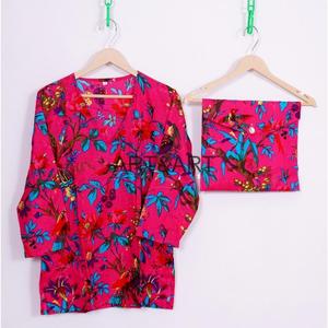 Pijama de algodón con estampado Floral para mujer, Conjunto de pijama relajante para el día a día para el verano, ropa de dormir cómoda y relajada - Product Image 2