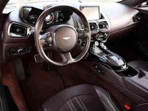 Aston Martin Vantage Coupé RWD 2024, Volante a la Izquierda, Asientos de Cuero, Cámara Trasera, Listo para Conducir - Product Image 4