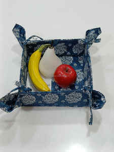 Meilleure vente Sanvi K artisanat Indigo Paisley sérigraphié Durable et lavable 100% coton carré panier à pain 25cm X 25cm - Product Image 2