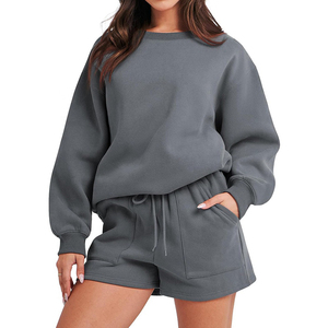 Ensemble Sweat-shirt et Short d'Été Personnalisé de Grande Taille pour Femmes, Respirant, Côtes, Polaire à Revers, Col Ras du Cou, Couleur Unie, Style Décontracté avec Logo - Product Image 1