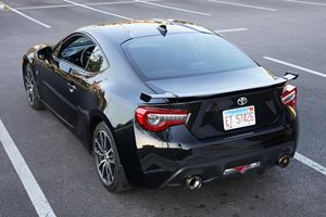 Excellent Condition Used 2018 <b>Toy</b>-ota 86 GT - Product Image 3