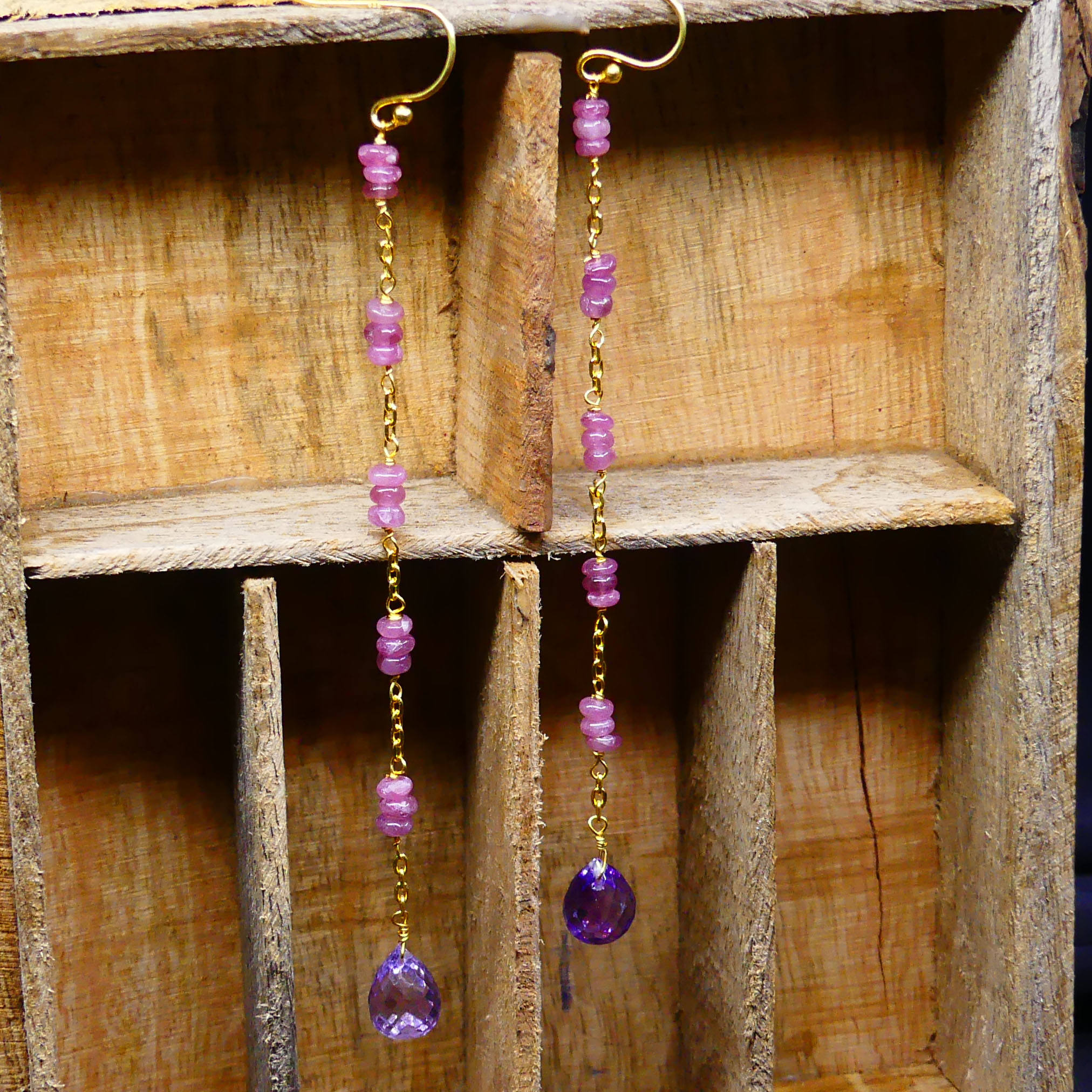 สีเหลือง