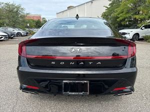 2023 para Sonata N Line FWD, Volante a la Izquierda, Turbo, Asientos de Cuero, Interior Claro, Bajo Kilometraje, Precio en Existencia, Listo para Envío - Product Image 3