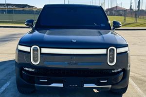 Auto Usado Confiable, Rivian R1T Adventure Edition 2023 - Product Image 1