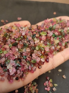 Piedras preciosas de cristal en bruto crudas de turmalina múltiple natural, piedras preciosas sueltas de colores mezclados para la fabricación de joyas a precio de fábrica al por mayor - Product Image 5