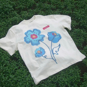 T-shirt graphique à fleurs fraîches, style streetwear décontracté, coton doux, tendance, chemise à la mode pour un usage quotidien et un attrait pour les jeunes - Product Image 3