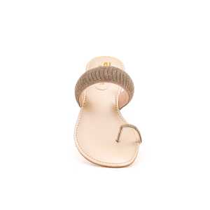 Sandales à talons dorées FN0647 Chappal élégant et fantaisie - Product Image 1