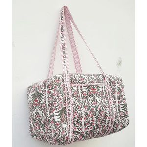 Sac de sport en coton matelassé fabriqué à la main de luxe Sport fermeture à glissière sécurisée Portable pour une utilisation polyvalente Weekender durable - Product Image 3