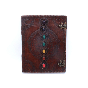 A5 Sept Pierre Cuir Cahier Journal Page Vierge Conception Personnalisée En Relief Deux Fermoir Serrure Marron Couleur Vintage Véritable Journal ensemble - Product Image 1