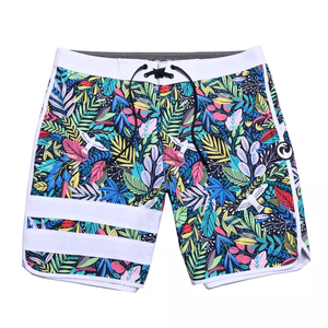 Pantalones cortos deportivos de gimnasio con logotipo impreso personalizado para hombre, tela elástica de 4 vías, patrón sólido, entrenamiento, correr, teñido liso - Product Image 5