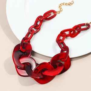 Collier en résine personnalisé de qualité export, cadeau fait main sur mesure pour un anniversaire ou un anniversaire de mariage, disponible à bas prix - Product Image 5