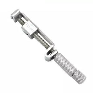 ชุดตรวจฟันยี่ห้อ Private Label ประกอบด้วยกระจกตรวจฟัน 5 ชิ้น  ที่ขูดฟันแบบโค้ง 23/17  แหนบ  และเครื่องมือวินิจฉัย - Product Image 3