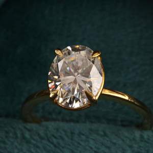 แหวนเจ้าสาวแฟนซีประดับเพชรรูปวงรีสำหรับเธอ - Product Image 2