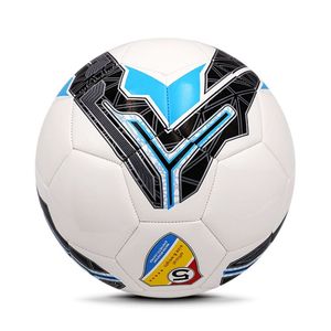 Balón de entrenamiento de fútbol juvenil desinflado tamaño 5 con logotipo impreso para escuelas, campamentos de verano o kits deportivos promocionales - Product Image 3