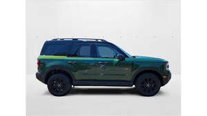 รถมือสอง Ford Bronco Sport 4WD รุ่น Badlands ปี 2025 สภาพดีเยี่ยม พวงมาลัยขวา/ซ้าย พร้อมเครื่องมือช่าง สำหรับตลาดโลก - Product Image 3