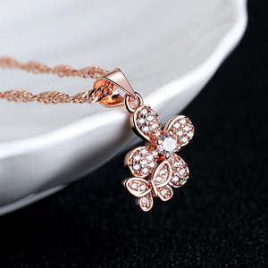 Collana con Ciondolo in Argento Sterling, Farfalla e Fiore in Cristallo Autentico, Placcato in Rodio con Zirconi, Trendy per Matrimoni e Fidanzamenti - Product Image 3